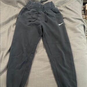 Nike Gray Sweatpants for Effortless Comfort